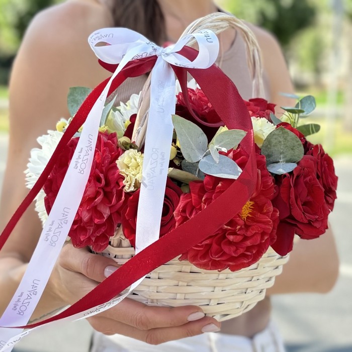 Корзина красно-белый MIX